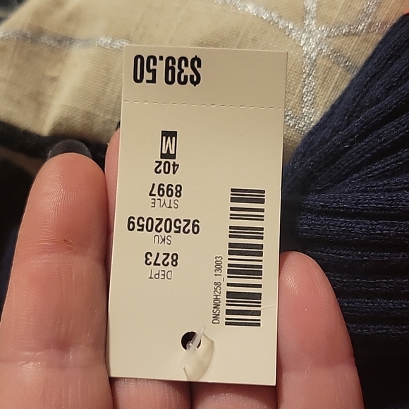 Aeropostale long sleeve sweater size med - Picture 3 of 3